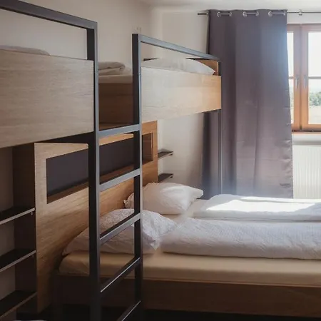 Robbesscheier מלון *